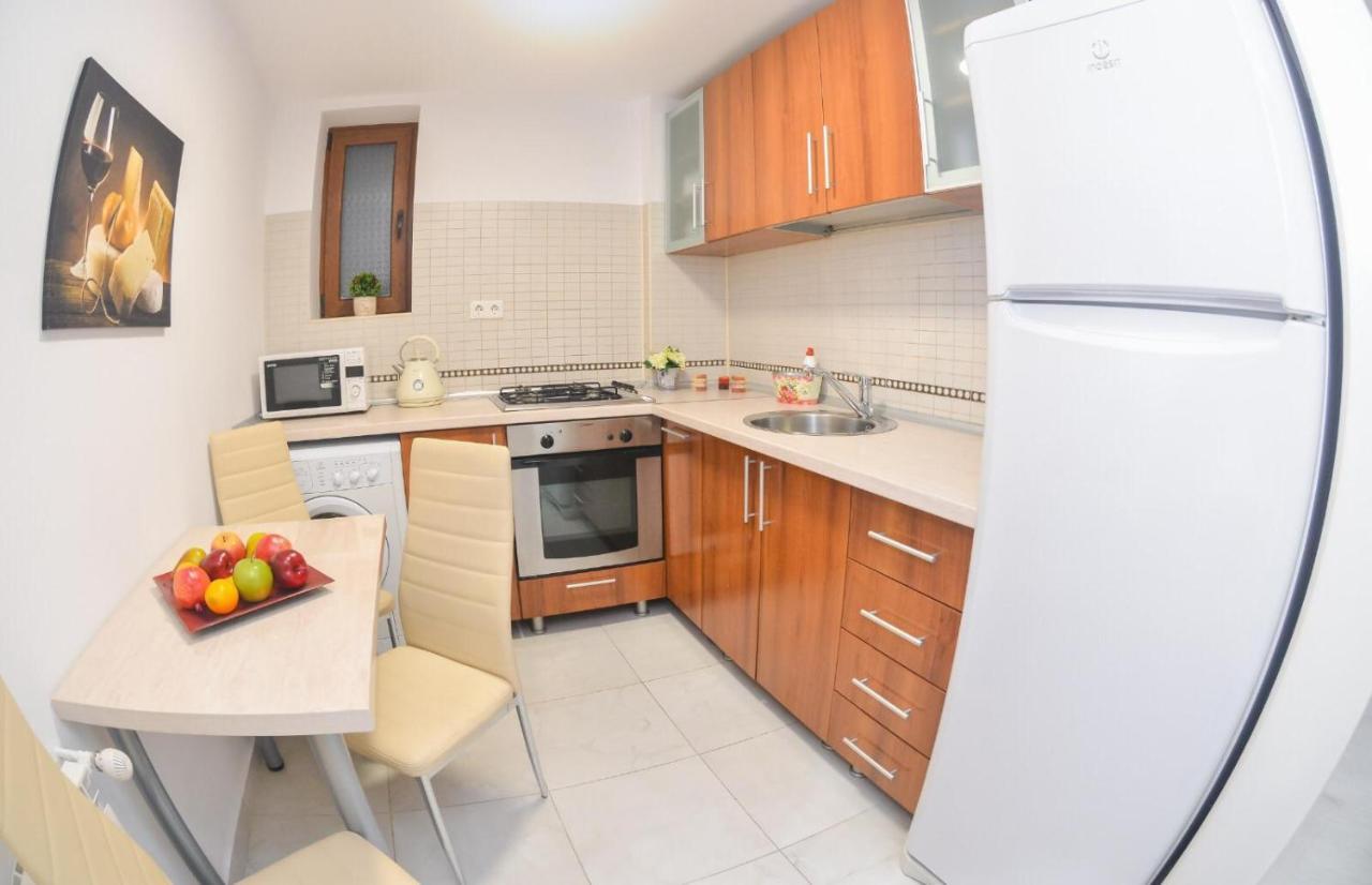 Spacious And Modern Apartment Close To Old City Bucareste Exterior foto